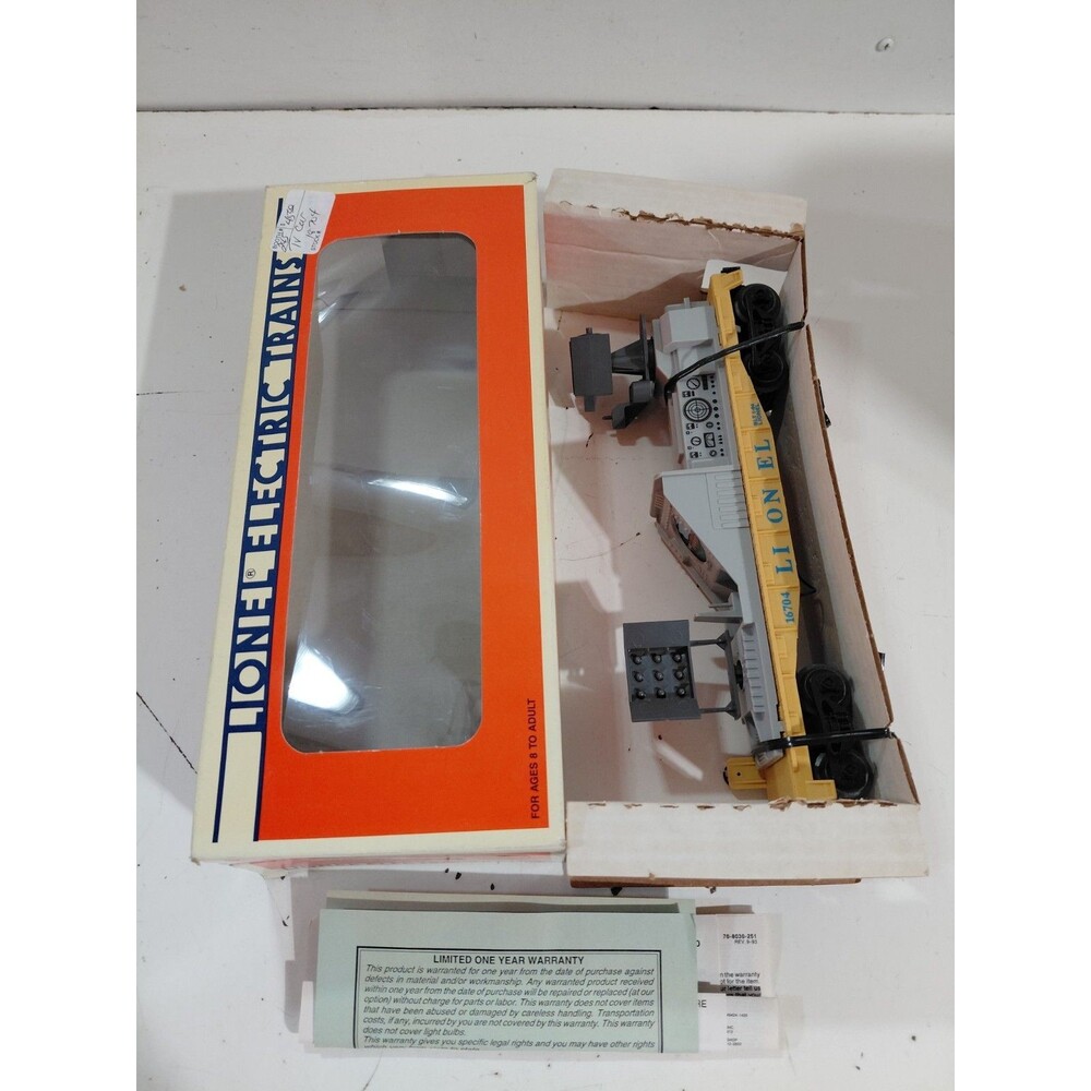 Lionel 6-16704 Electric Train O Gauge Model Railroad Operating TV Car w/Box